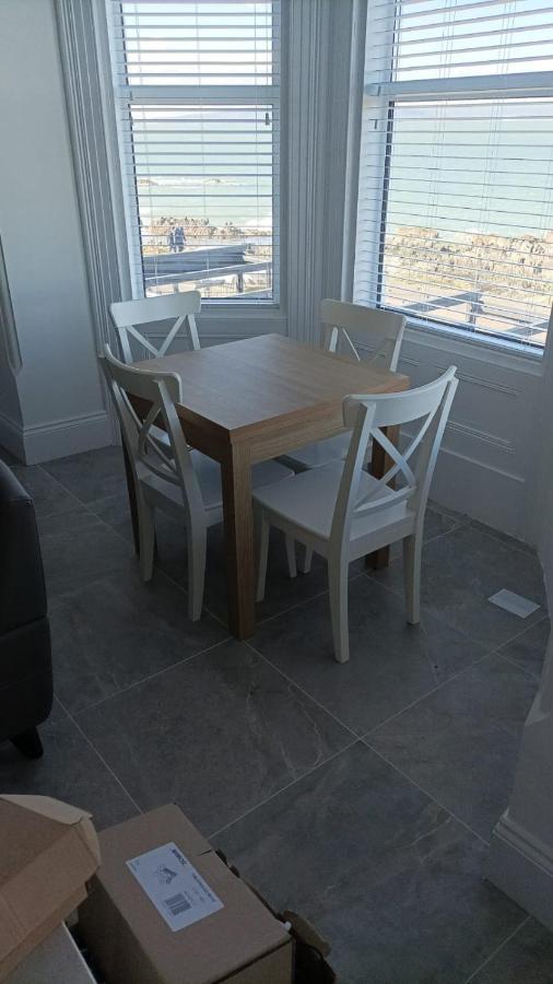 Seacliff Road Luxury Apartments Бангор Экстерьер фото